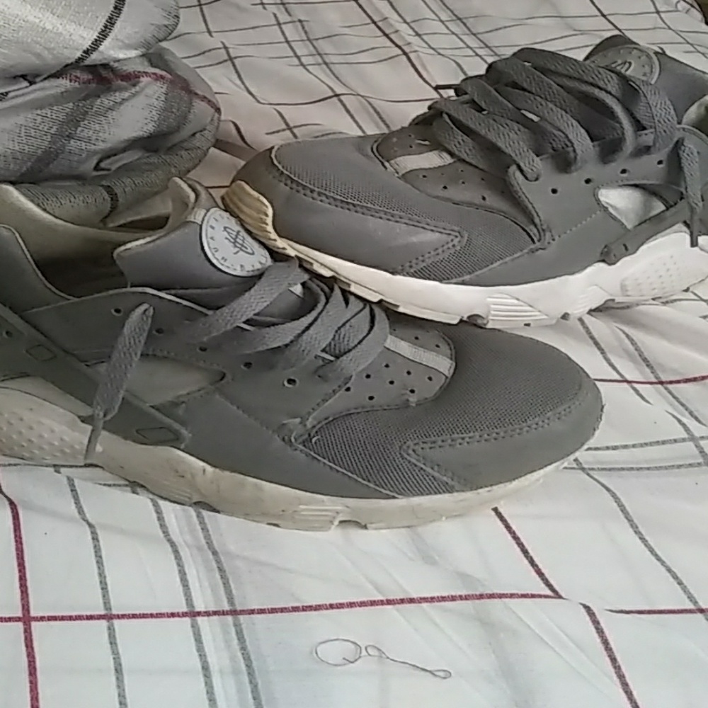 I can't fit them nomo
